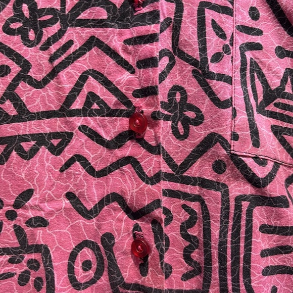 Live it up Pink Graphic Shirt - Picture 2 of 10